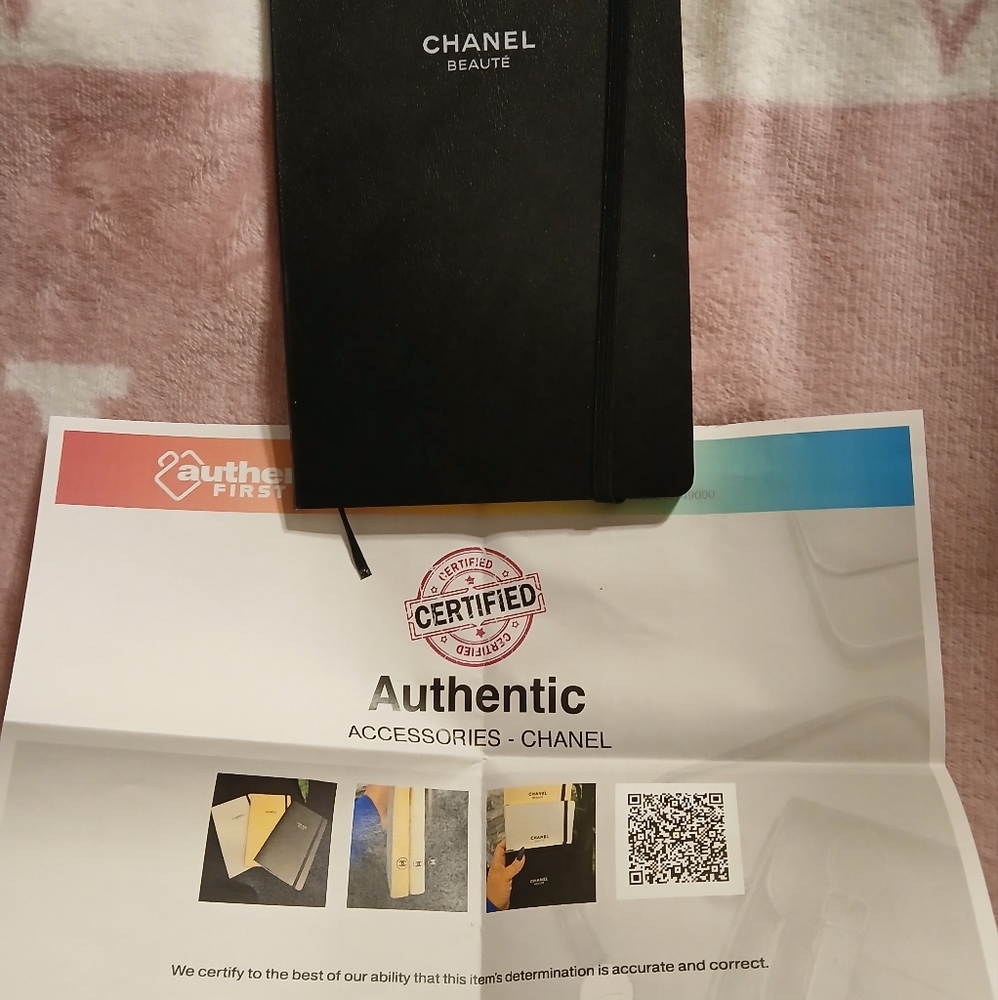 CHANEL Black Beaute Journal With COA